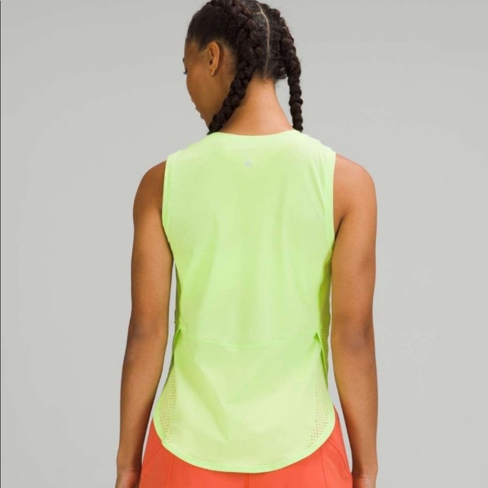 Lululemon Split Hem Run Tank - image 2